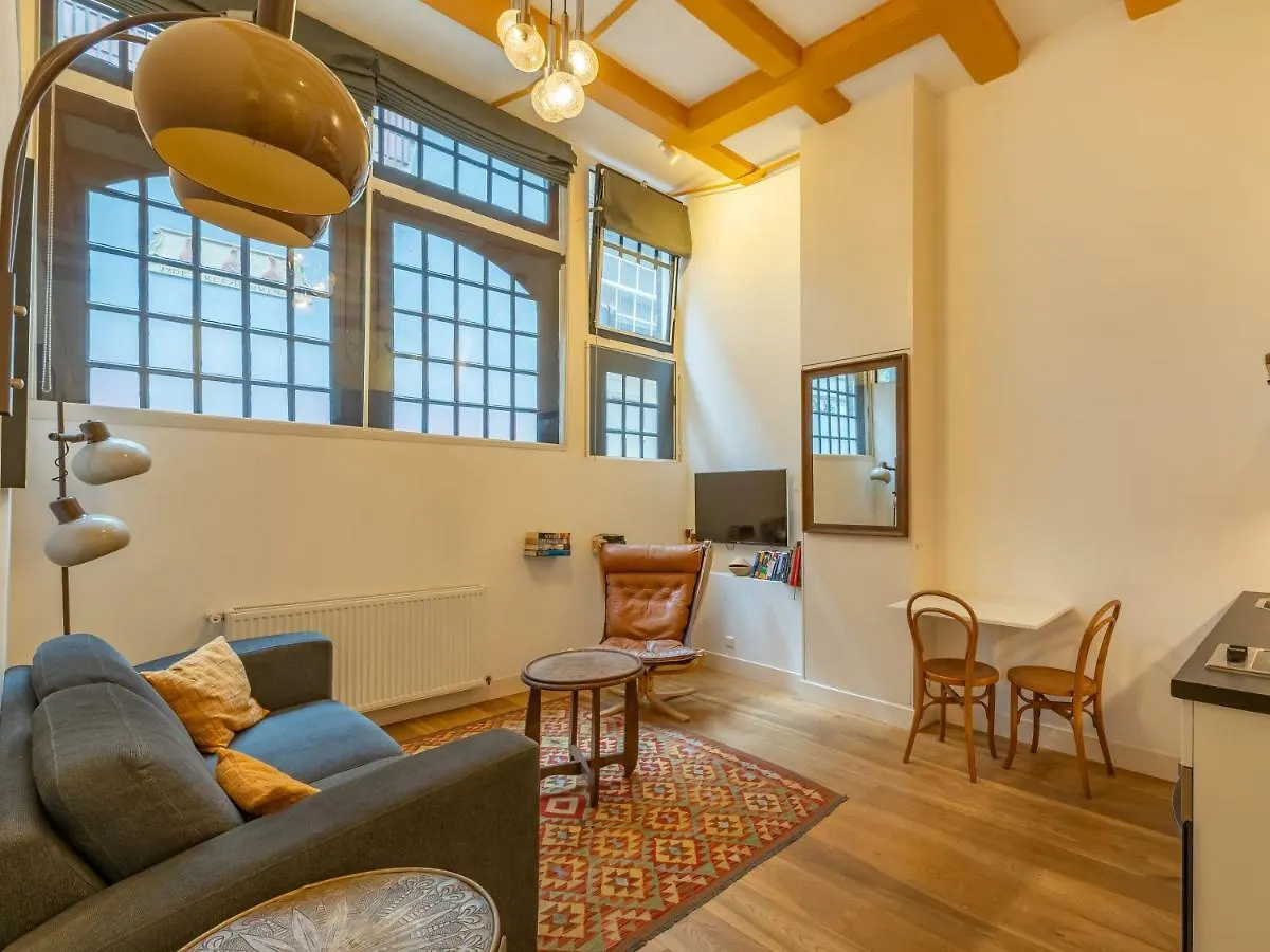 Dam Square B&B Amsterdam Bed & Breakfast